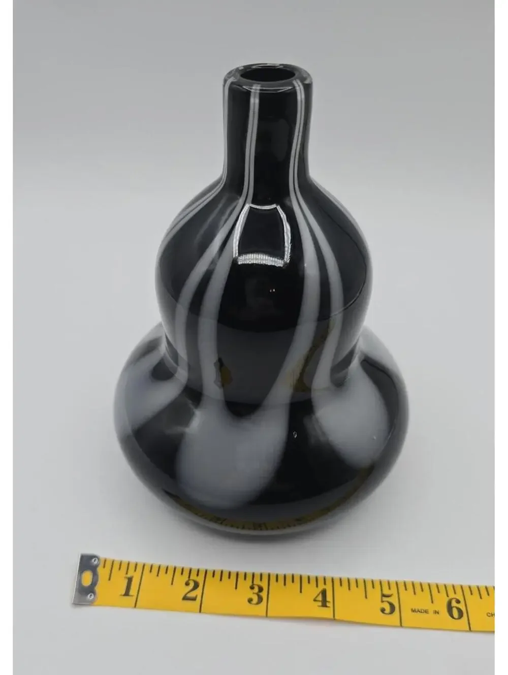 Vintage Hand Blown Studio Art Glass Vase Black Gray Pulled Feather Swirl 6.5